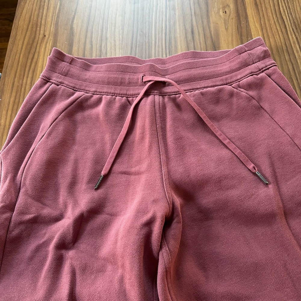 Lululemon Maroon Scuba Jogger Sweatpants